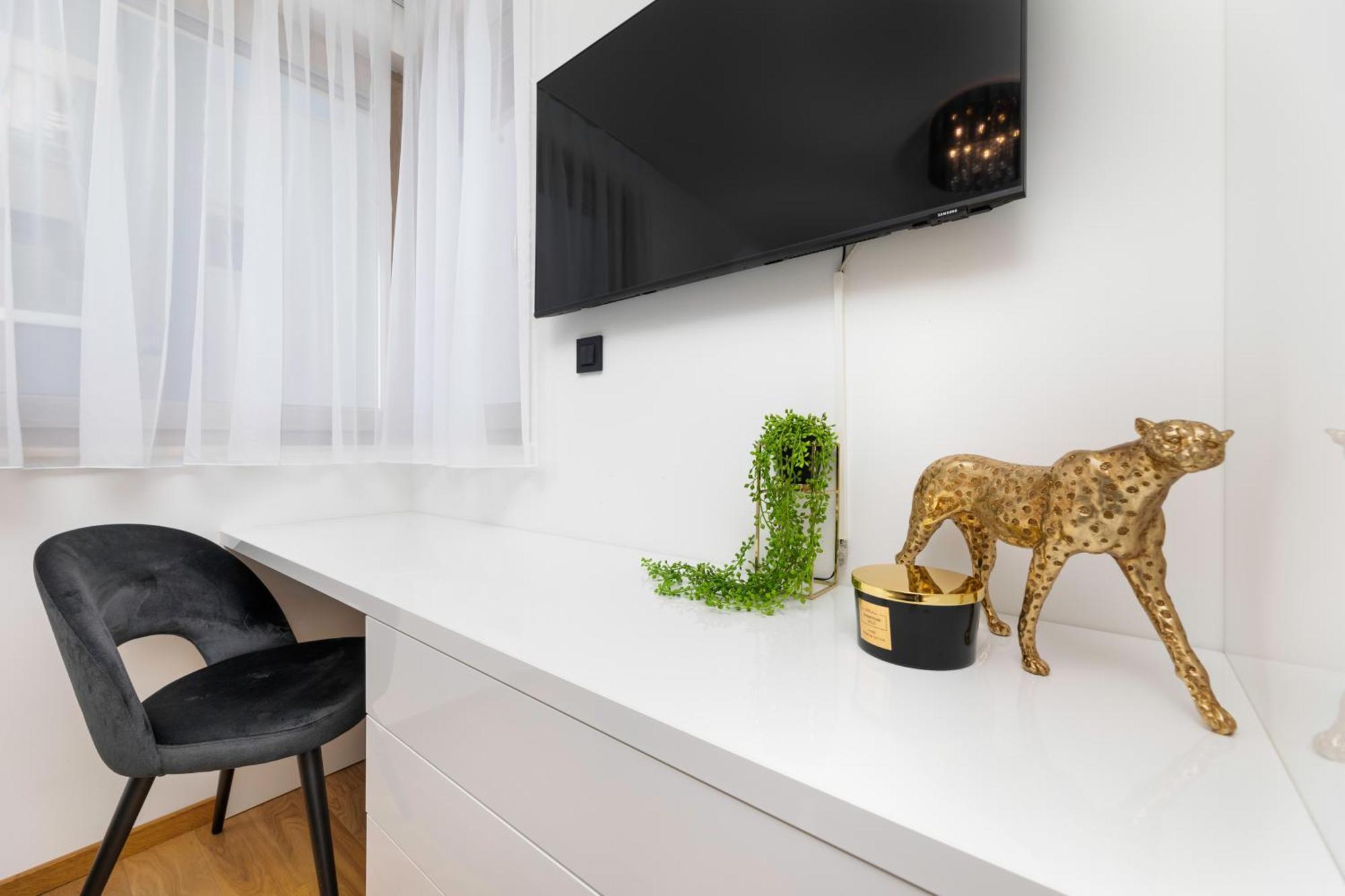 Villa Njivice Apartman Marina Экстерьер фото